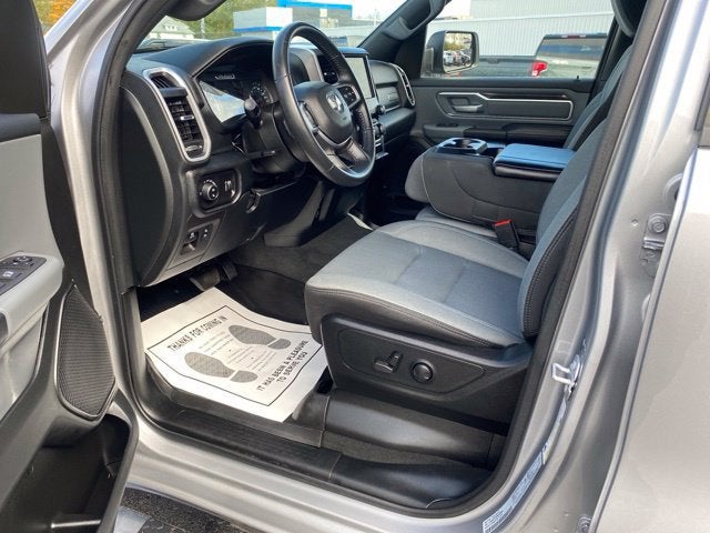 2022 RAM 1500 Big Horn Crew Cab 4x4 5'7" Box