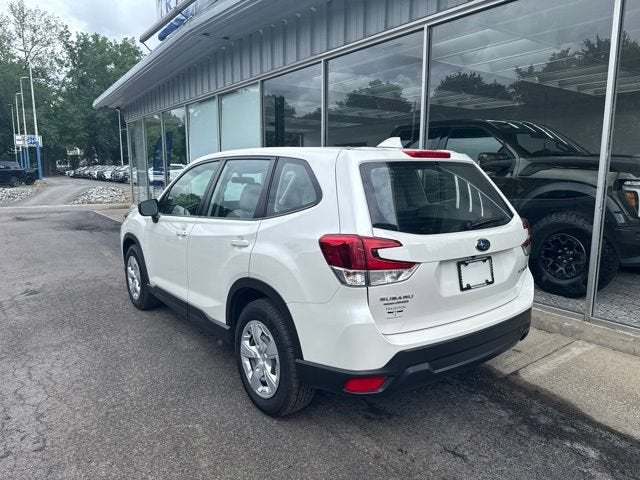2023 Subaru Forester Base