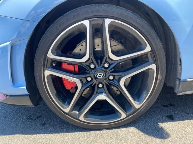 2022 Hyundai Veloster N Base