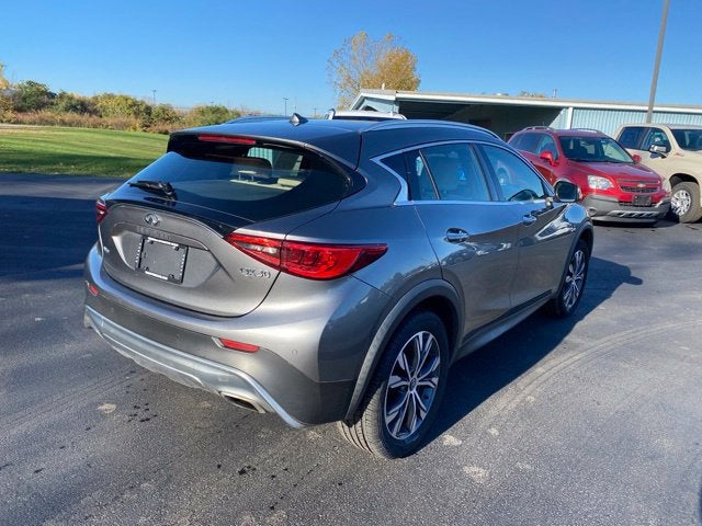 2018 INFINITI QX30 Premium