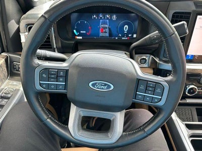2024 Ford Super Duty F-350 SRW LARIAT 4WD Crew Cab 6.75' Box