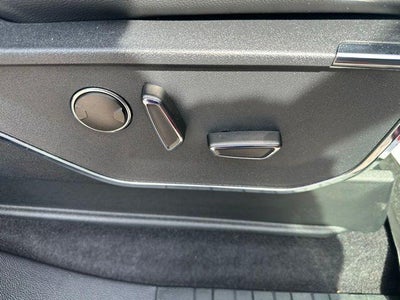 2023 Ford F-150 LARIAT 4WD SuperCrew 5.5' Box