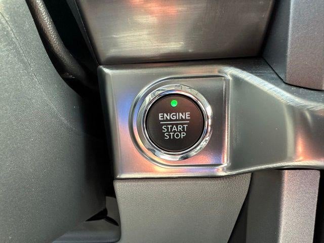 2023 Ford F-150 LARIAT 4WD SuperCrew 5.5' Box