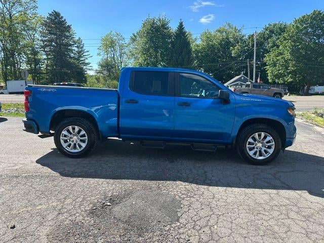 2022 Chevrolet Silverado 1500 Crew Cab Short Box 4-Wheel Drive Custom