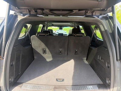 2023 Chevrolet Suburban 4WD High Country