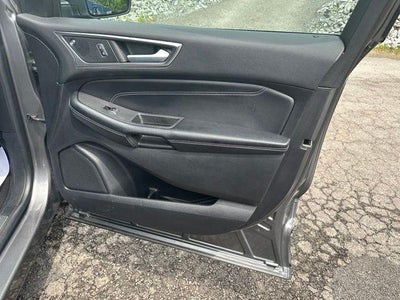2022 Ford Edge Titanium AWD