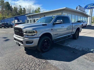 2021 RAM 3500 Laramie 4x4 Crew Cab 6'4" Box