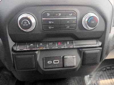 2024 GMC Sierra 1500 Crew Cab Short Box 4-Wheel Drive Pro