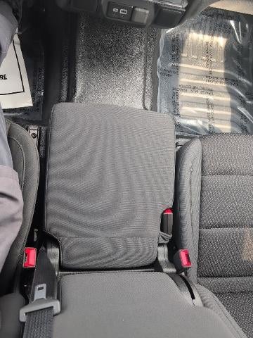2024 GMC Sierra 1500 Crew Cab Short Box 4-Wheel Drive Pro