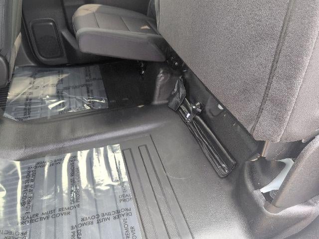 2024 GMC Sierra 1500 Crew Cab Short Box 4-Wheel Drive Pro