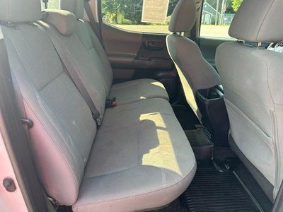 2019 Toyota Tacoma 2WD 2WD SR Double Cab 5' Bed I4 AT (GS)