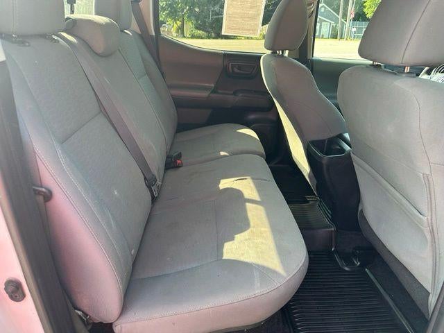 2019 Toyota Tacoma 2WD 2WD SR Double Cab 5' Bed I4 AT (GS)