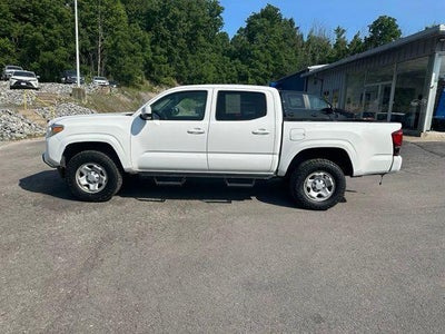 2019 Toyota Tacoma 2WD 2WD SR Double Cab 5' Bed I4 AT (GS)