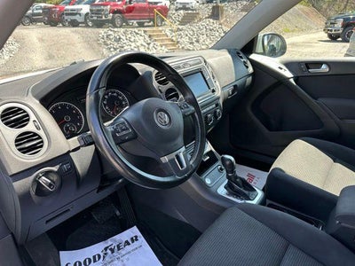 2017 Volkswagen Tiguan Limited 2.0T 4MOTION