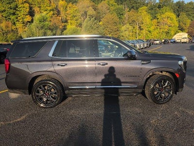 2024 GMC Yukon SLT