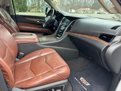 2019 Cadillac Escalade Luxury