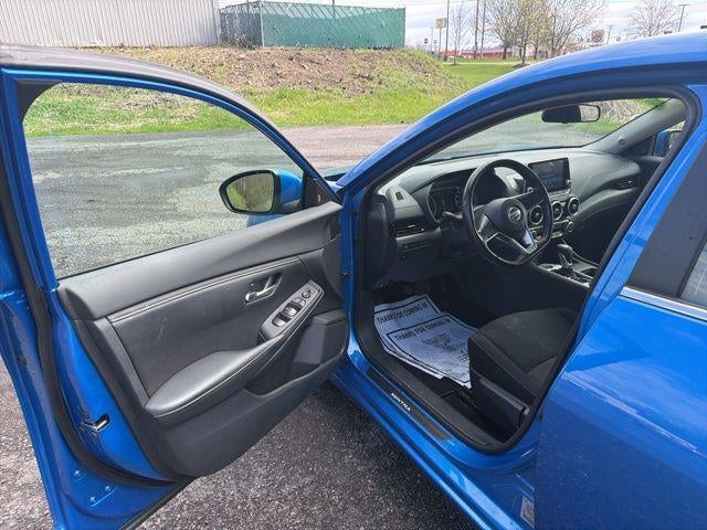 2022 Nissan Sentra SV Xtronic CVT