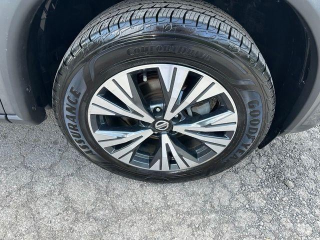 2021 Nissan Rogue SV FWD