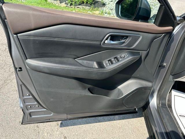 2021 Nissan Rogue SV FWD