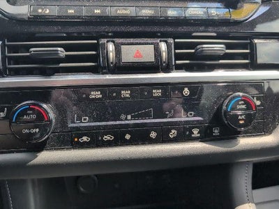 2024 Nissan Pathfinder SL 4WD