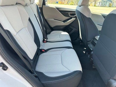 2023 Subaru Forester Base