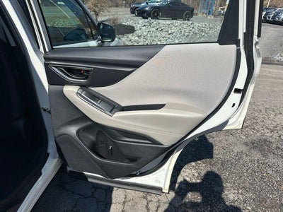 2023 Subaru Forester Base