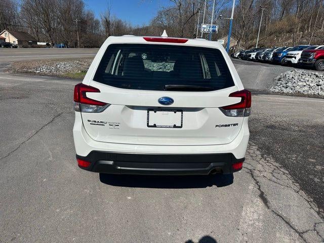 2023 Subaru Forester Base
