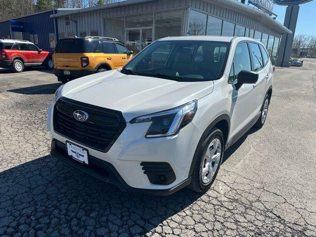 2023 Subaru Forester Base