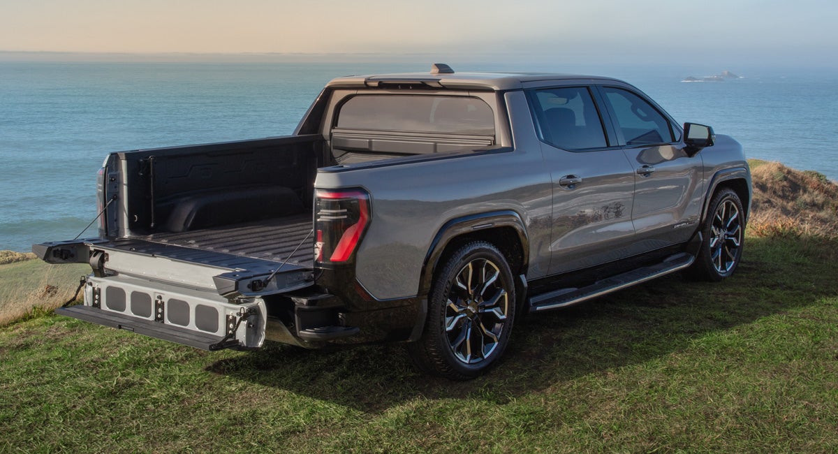 Tradition GMC in Newark NY